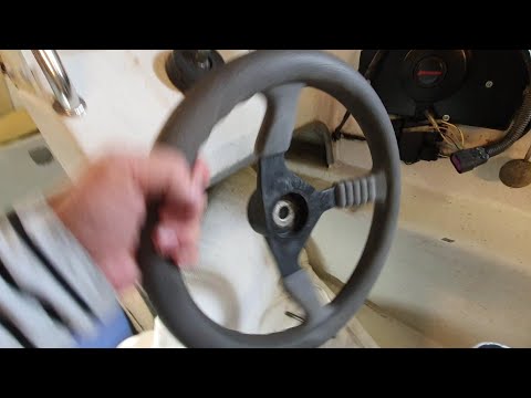 Видео: Хочу рулить нежно или не рулить вообще! Замена механики на гидравлику и автопилот. Часть 1.