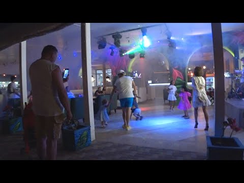 Видео: Новомихайловский 2023.Лето.Вечер.Набережная.Кафе.