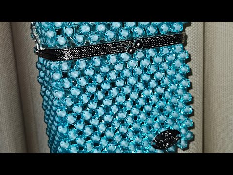 Видео: Процесс создания сумки из бусин на фермуаре
