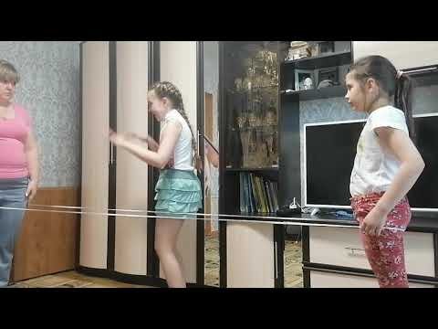 Видео: Мастер класс "Резиночки- детская дворовая игра" Бредченко Даша г. Трёхгорный школа №109 1"Б" класс