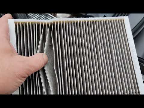Видео: Обслуживание пылевого фильтра A2548301402 Mercedes Benz C-klasse W206 или S206 выпуска от 06.2022