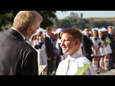 Видео: Не забувайте вчителів - Наталя Василинюк / шкільні пісні/школа випускний