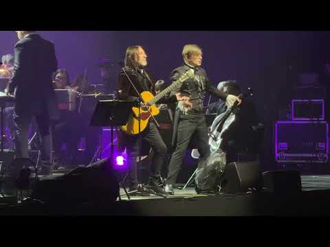 Видео: Би-2 с симфоническим оркестром (Live Варшава 14.12.2024)