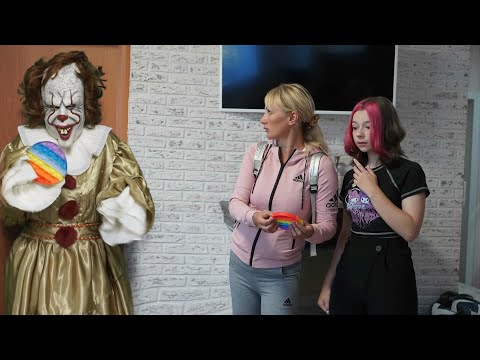 Видео: Опасный ПОП ИТ от ПЕННИВАЙЗА.  СТРАШИЛКА.