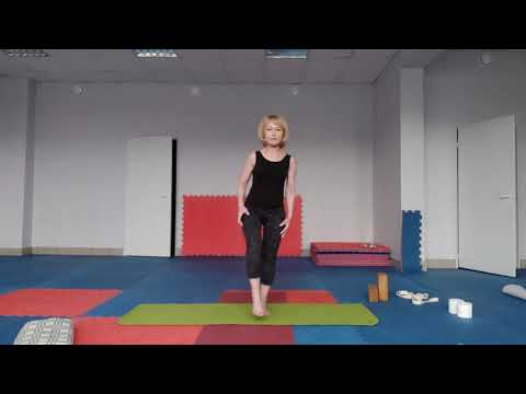 Видео: Видео 2:  Адхо Мукха Вирасана, Утхита Паршваконасана