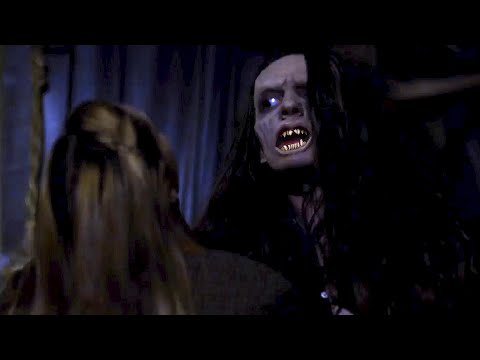 Видео: АМЕЛИЯ ВСТУПАЕТ В СХВАТКУ С ЧУДОВИЩАМИ! Ужасы. Триллер. Дракула: Настоящий живой вампир.