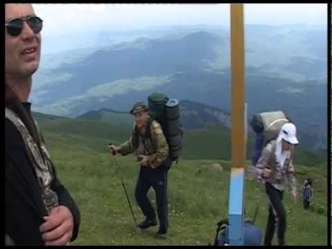 Видео: Восхождение на гору Большой Тхач.