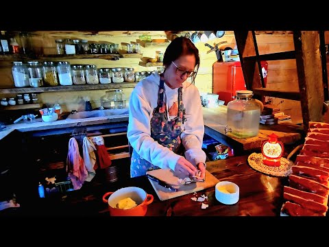 Видео: Собрано вчера… ЛУЧШИЙ стейк в нашей жизни на дровяной печи!!!