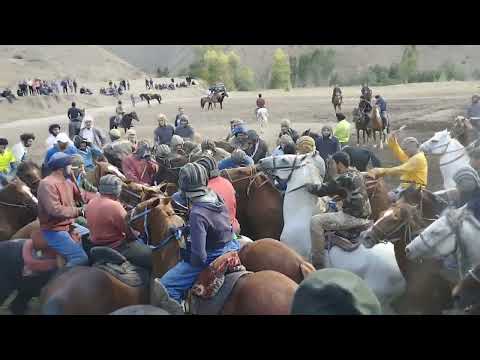 Видео: Бузкаши 2.10.2022 н.Айни дарг. 
#buzkashi #tajikistan #kokpar #kokboru #uloq #точикистон #бузкаши