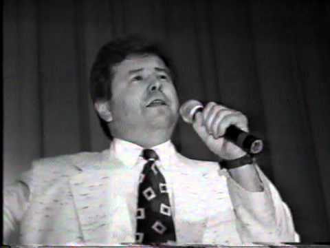 Видео: Михайло Поплавський Юний орел