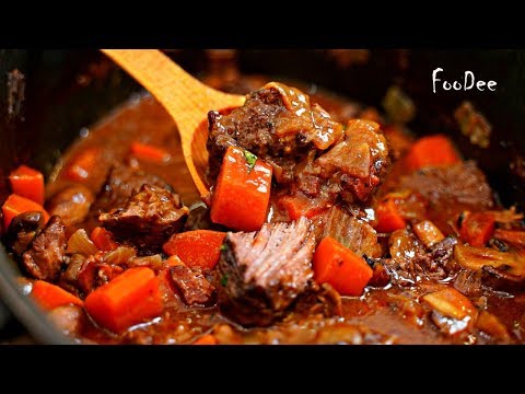 Видео: Мясо тает во рту, а соус выше всяких похвал! Говядина по-бургундски тушеная с овощами