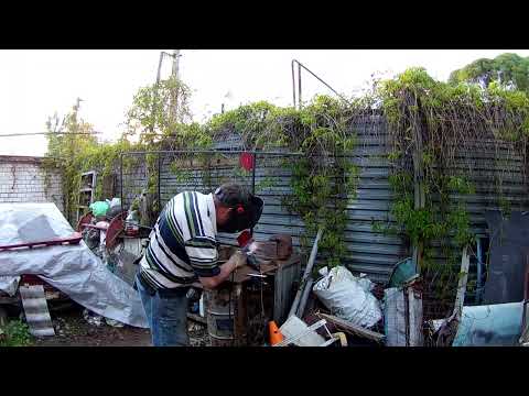 Видео: Автодом из ПАЗика часть 6. Убираем перегородку и доутепляем, обзор унитаза