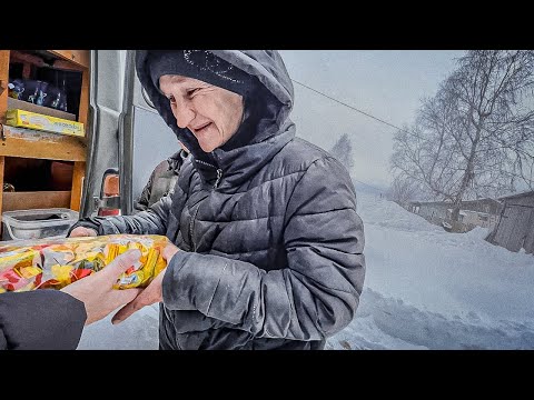 Видео: ТОЛЬКО ЖЕНЩИНЫ ЖИВУТ В ЭТОЙ ДЕРЕВНЕ. Мы узнали почему.