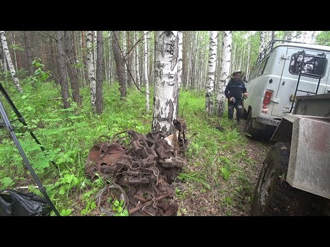 Видео: ПОСЛЕ КОНКУРЕНТОВ С СЫНОВЬЯМИ В ЛЕСУ КОПАЕМ ТРАКИ ОТ РАЗНЫХ ТРАКТОРОВ!!!