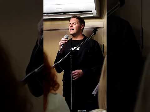 Видео: Карточный домик