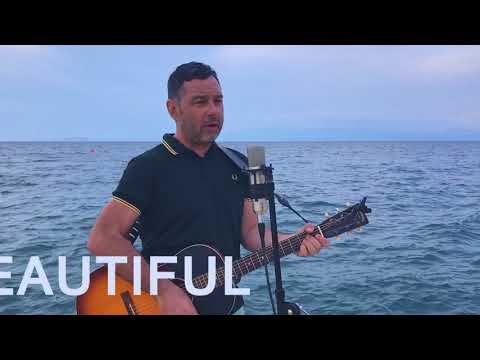 Видео: Beautiful by Svilen Noev-Свилен Ноев  Lyric Video