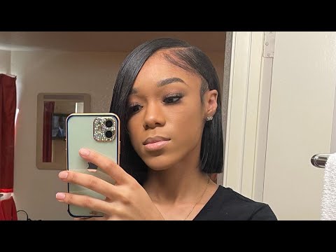 Видео: Стрижка боб с боковой пробором Quickweave с использованием Dreamweaver Hair