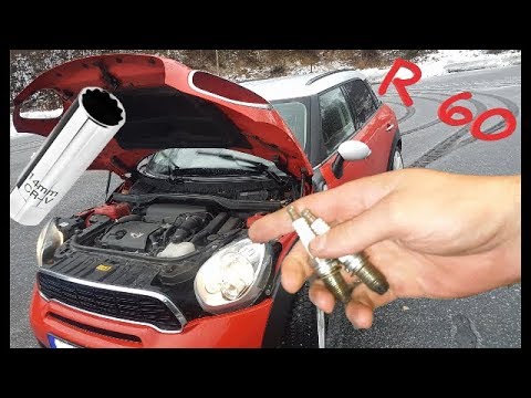 Видео: Замена свечей зажигания Mini Cooper 1.6 R60 (2010 - 2016) Countryman S