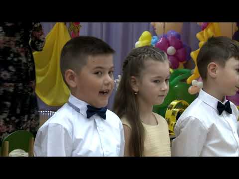 Видео: Выпускной утренник- 2019, группы "Румяные щечки".