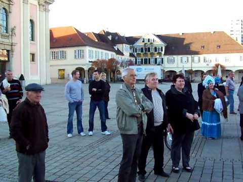 Видео: Играй, гармонь любимая!!! в Германии г. Людвигсбург.