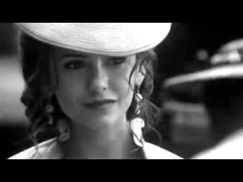 Видео: Будь ты простой человек или кровожадный вампир