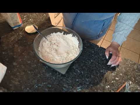 Видео: Будни доярки,  снова затеяла 🍞 хлеб.   Часть 1.