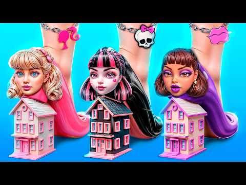 Видео: Мы построили домики одного цвета! Барби vs Братц vs Monster High!