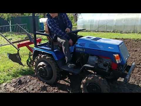 Видео: Первая обработка ,слепое окучивание