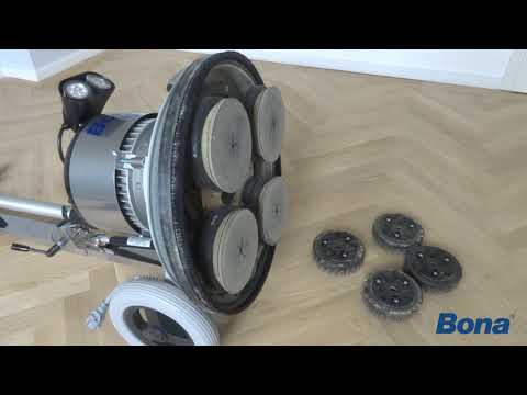 Видео: Шлифовка и брашировка паркета с помощью машины Bona FlexiSand 1.9