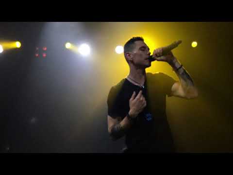 Видео: Tanir & Tyomcha (Da Gudda Jazz), 04.11.2019, клуб «Москва» - Медляк