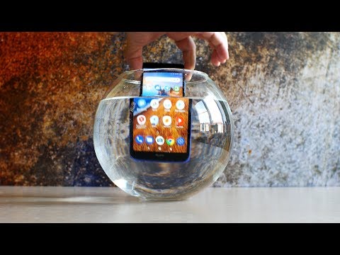 Видео: redmi 7a: царапаем, топим, разбираем. (water and scratch test)