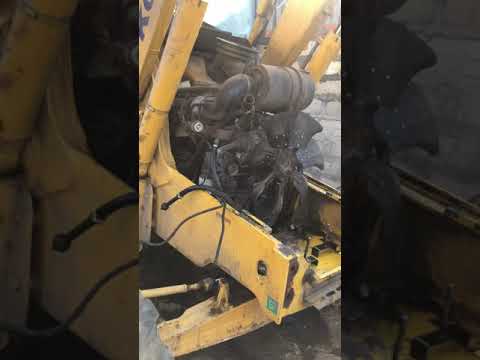 Видео: Комацу WB 93 R 5 греется на 4 передачи
