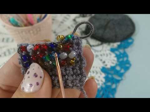 Видео: Как вязать прямое полотно. Бисером,крючком.