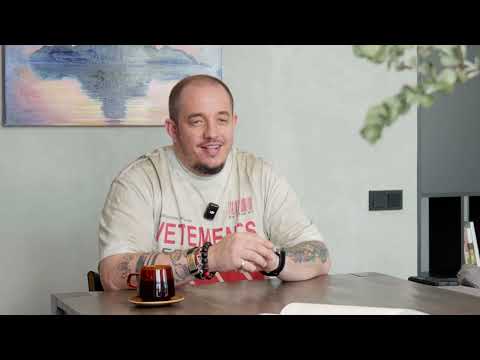 Видео: КВАРТИРА ДИЗАЙНЕРА ИНТЕРЬЕРА | КОШАЧЬЯ КВАРТИРА
