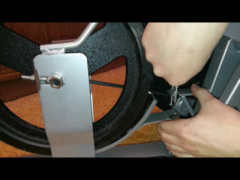 Видео: Регулировка нагрузки эллиптического тренажера