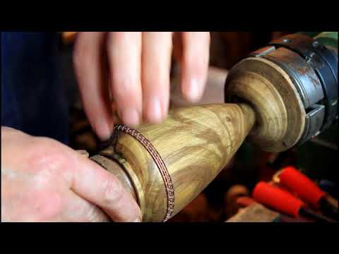 Видео: Точим вазу из ореха.
