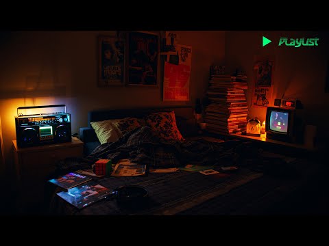 Видео: Ретро-радио 80-х — ностальгические песни на кассетах 1983 года