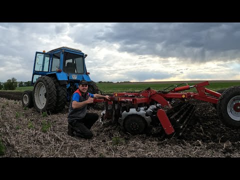 Видео: Диски просто супер Pallada 3200 в один слід під кукурудзу. Оранка не потрібна