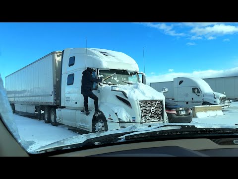 Видео: Перші снігопади в Чікаго . А я продовжую проходити обстеження