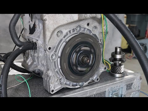 Видео: Стендовые испытания двигателя Nissan Leaf. Вращение двигателя — Thunderstruck VCU