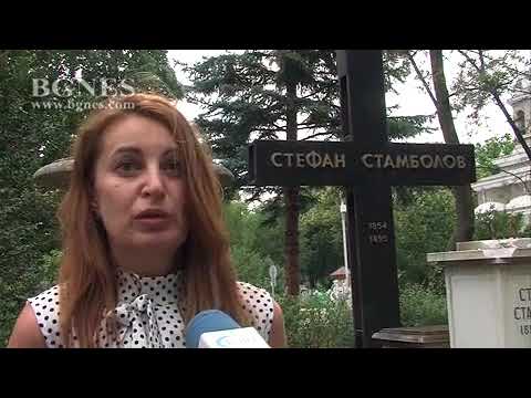 Видео: Търсят откраднатия бюст на Стамболов и по пунктовете за вторични суровини