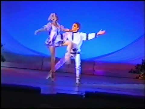 Видео: Озорной перепляс из оперетты А.Новикова "Левша"