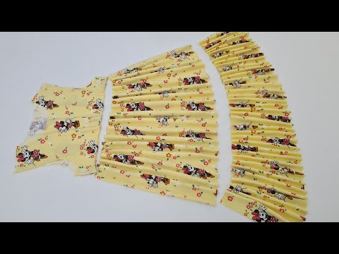 Видео: Выкройка и пошив платья для девочки 4-5 лет / Как сделать платье-халат, шаг за шагом, очень просто