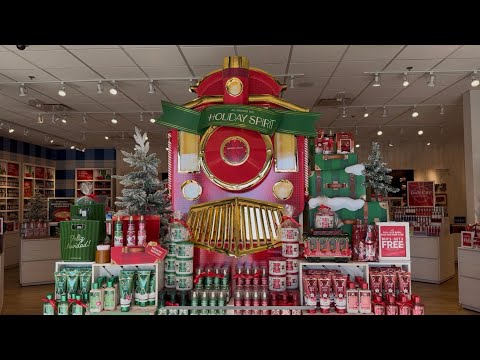 Видео: *НОВЫЙ РОЖДЕСТВЕНСКИЙ КОМПЛЕКТ ДЛЯ НАПОЛЬНЫХ ИЗДЕЛИЙ* МАГАЗИН BATH & BODY WORKS: СКОЛЬЖЕНИЕ