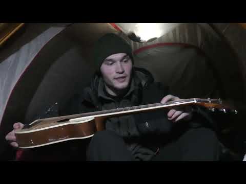 Видео: Обзор на тревел гитару