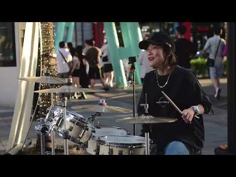 Видео: BTS《Dynamite》街演 ОСТ | 羅小白 S.white