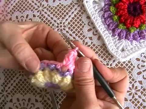 Видео: Квадратный мотив крючком с круглой розеткой