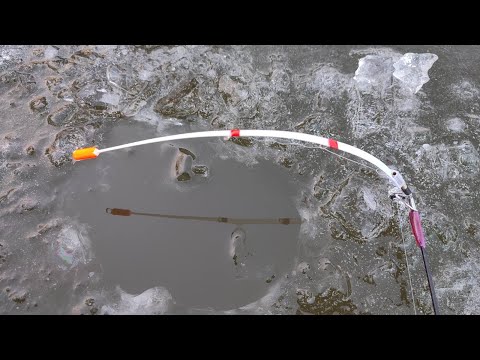 Видео: !!!! ПЕРШИЙ ЛІД 2024 !!!! Нарешті ловля КАРАСЯ на БОКОВИЙ КИВОК ЗИМОЮ, Зимня рибалка 2024