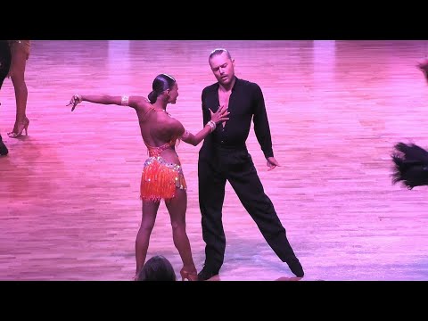 Видео: Полуфинал = Профессионалы, Латина = Russian Open Dance Festival 2023