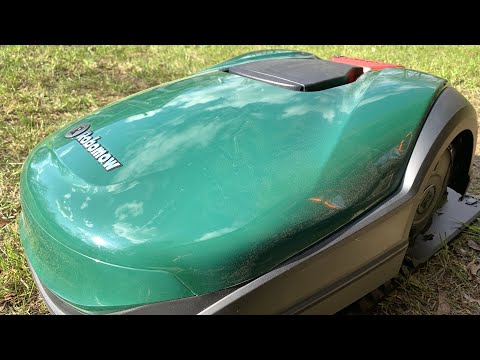 Видео: Робот газонокосилка Robomow RK1000. Настройка зон кошения, главная и дополнительная.
